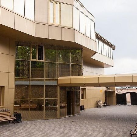 Imperiya Hotel Khmelʼnytsʼkyy Esterno foto